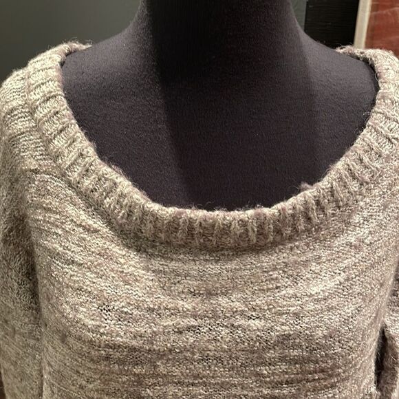 Free People gray nubby alpaca/wool/ cotton/acrylic/nylon crop sweater. XS. - Picture 4 of 6